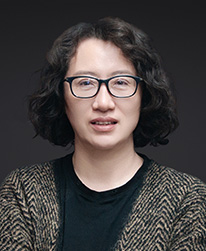 李东妍